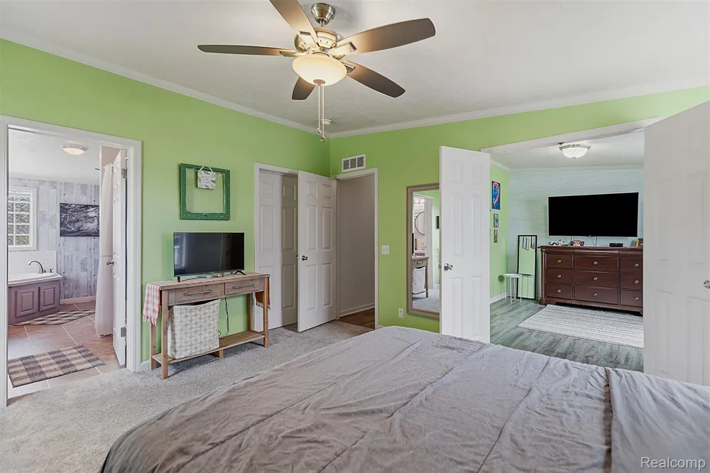 57510 Old Red Ln Lenox Township, MI 48048