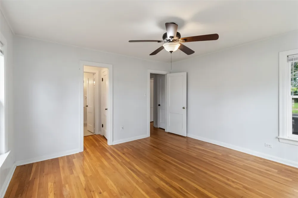 709 NE Tiger Lane Smithville, TX 78957