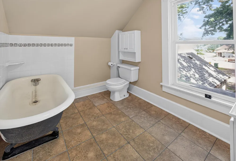 317 S 4th Street Le Sueur, MN 56058