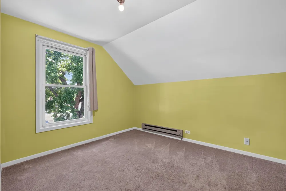 317 S 4th Street Le Sueur, MN 56058