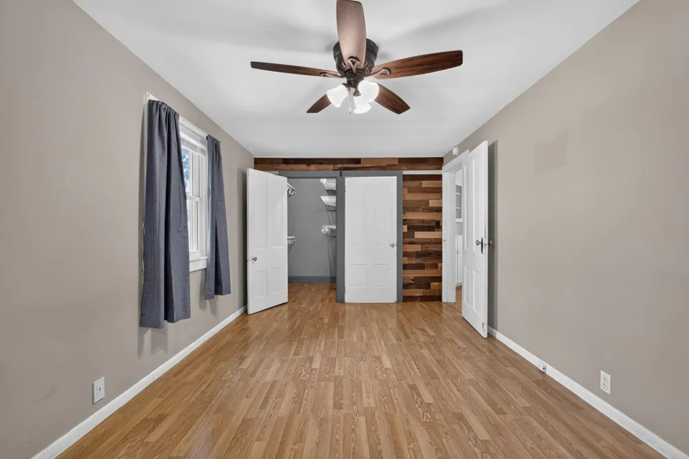 317 S 4th Street Le Sueur, MN 56058