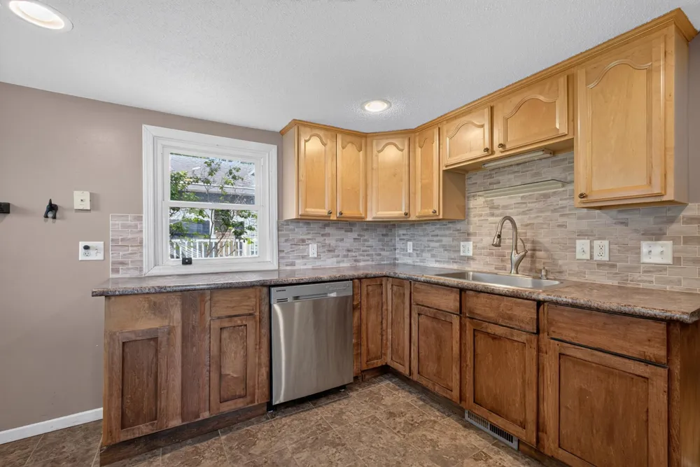 317 S 4th Street Le Sueur, MN 56058
