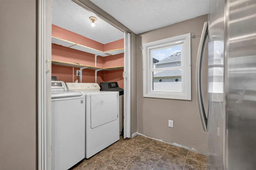 317 S 4th Street Le Sueur, MN 56058