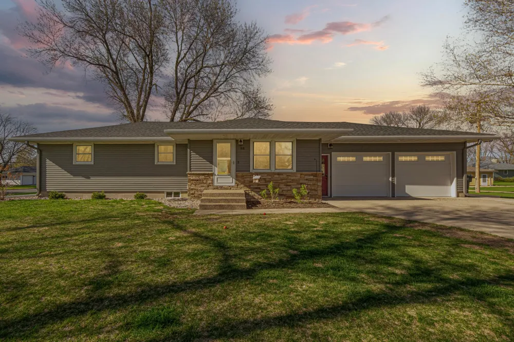 818 Lincoln Avenue Gaylord, MN 55334