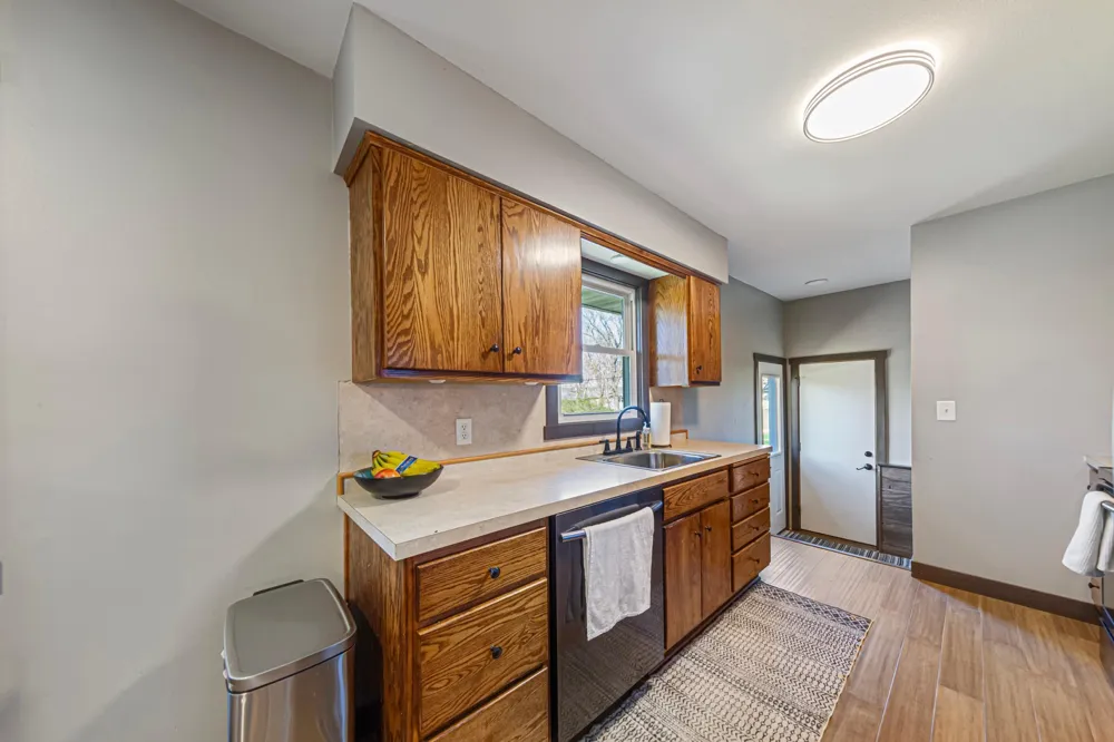 818 Lincoln Avenue Gaylord, MN 55334