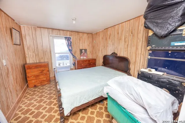 1902 17th St Hondo, TX 78861