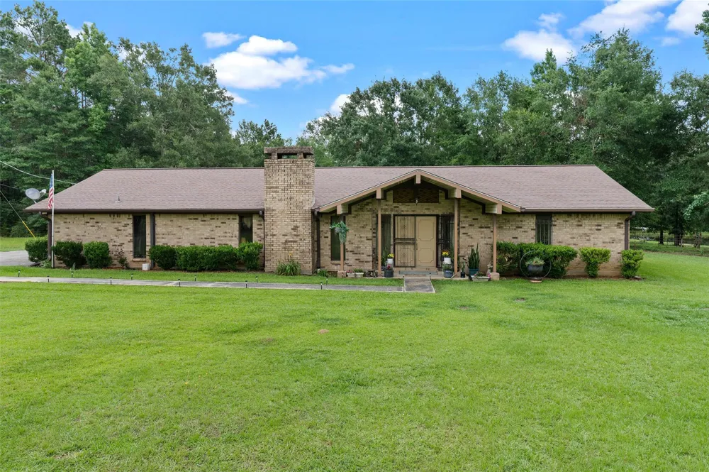 4358 Fm 947 Timpson, TX 75975
