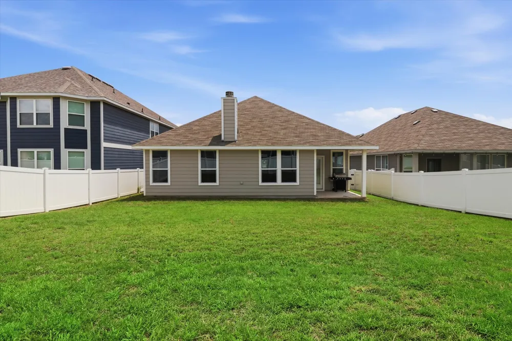 8993 Fair Oaks Drive Providence Village, TX 76227