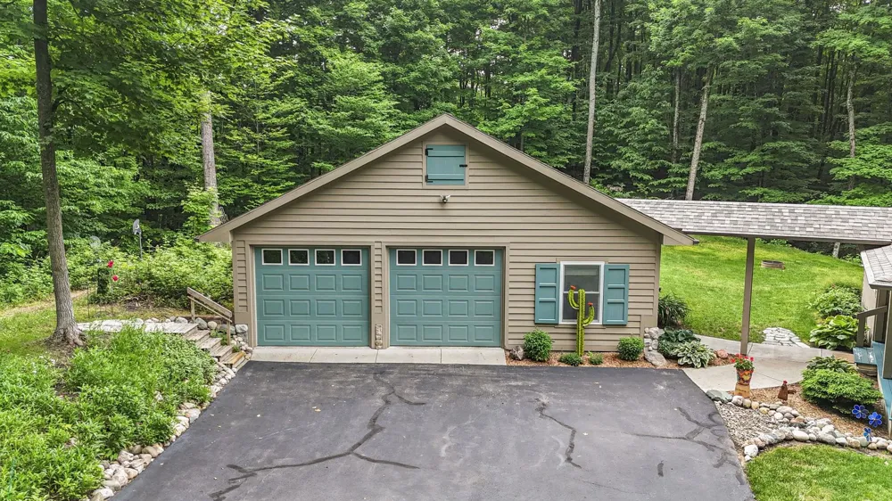 5610 Woodland Court Kearney Township, MI 49615