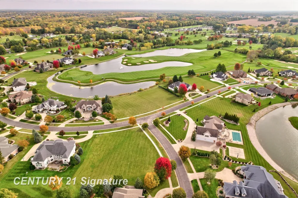 33 W Grove Court Thomas Township, MI 48623