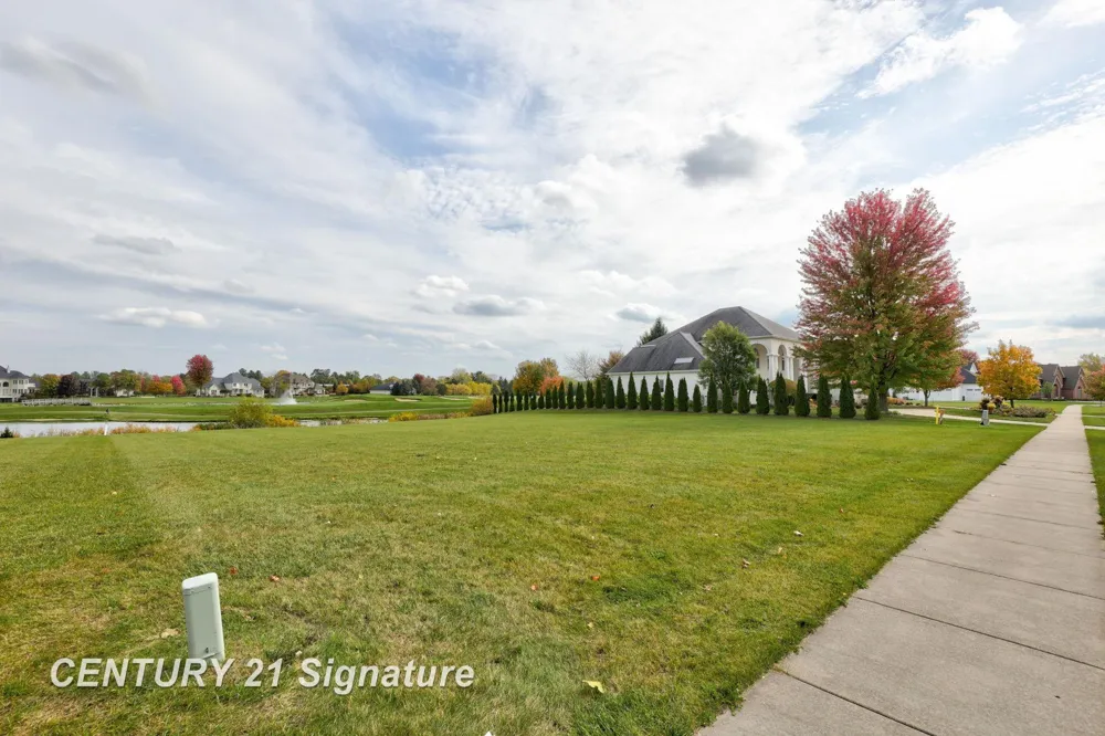 33 W Grove Court Thomas Township, MI 48623