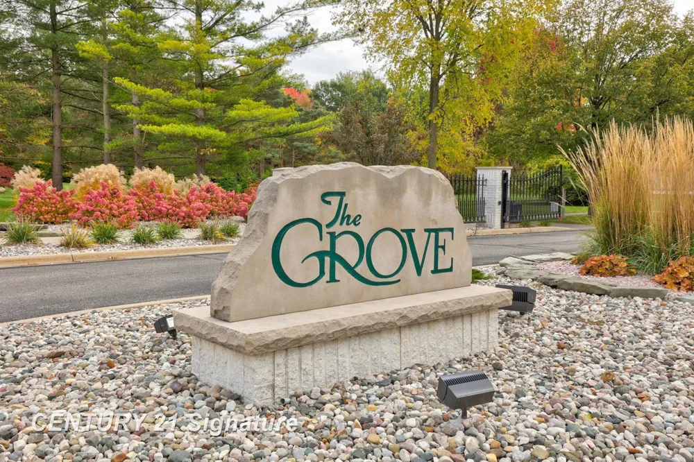 33 W Grove Court Thomas Township, MI 48623