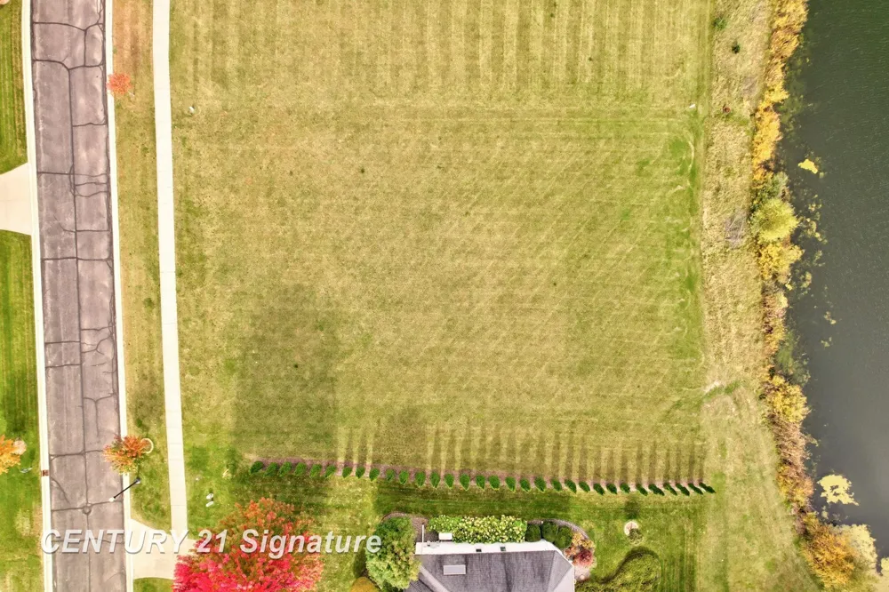33 W Grove Court Thomas Township, MI 48623
