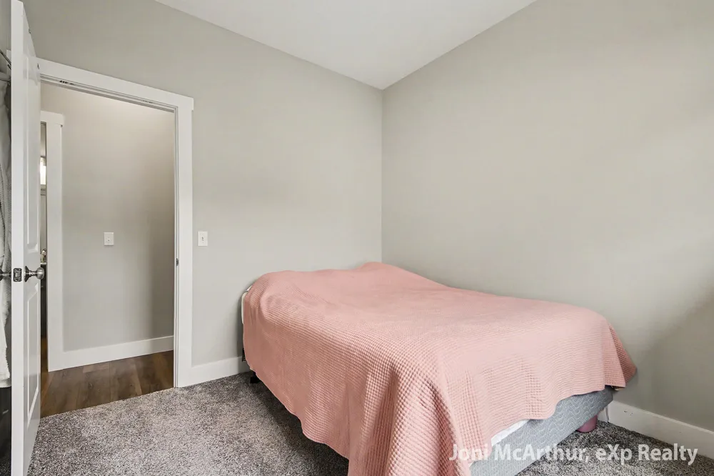 2670 Eagle Ridge Fruitport Charter Township, MI 49444