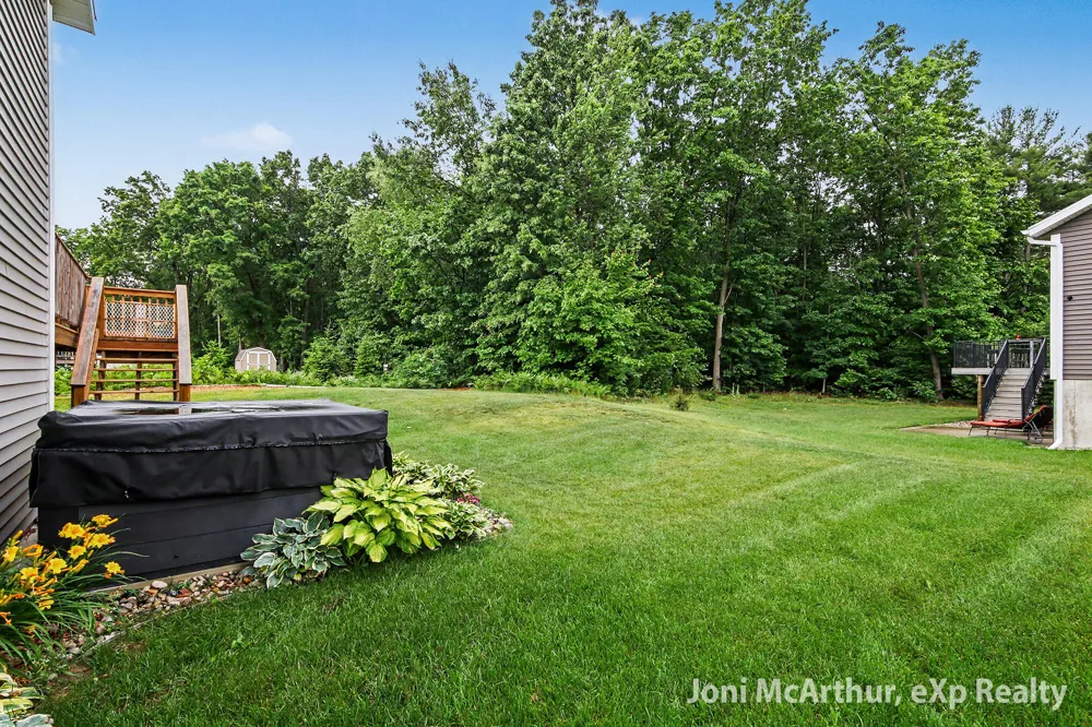 2670 Eagle Ridge Fruitport Charter Township, MI 49444