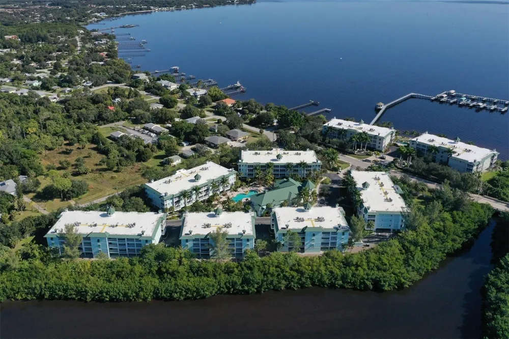 5123 MELBOURNE STREET #D106 Port Charlotte, FL 33980