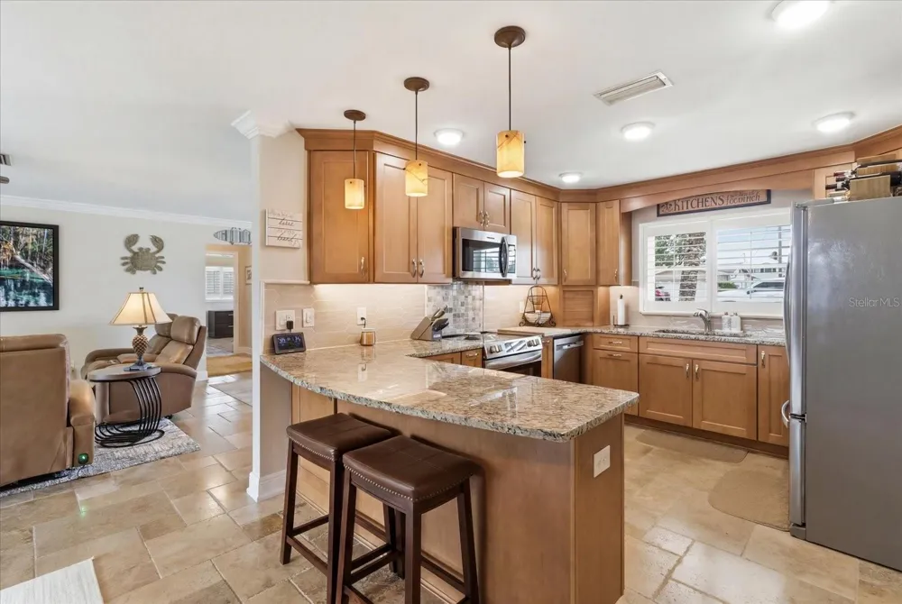 1302 SE PARADISE AVENUE Crystal River, FL 34429