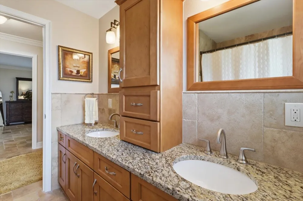 1302 SE PARADISE AVENUE Crystal River, FL 34429