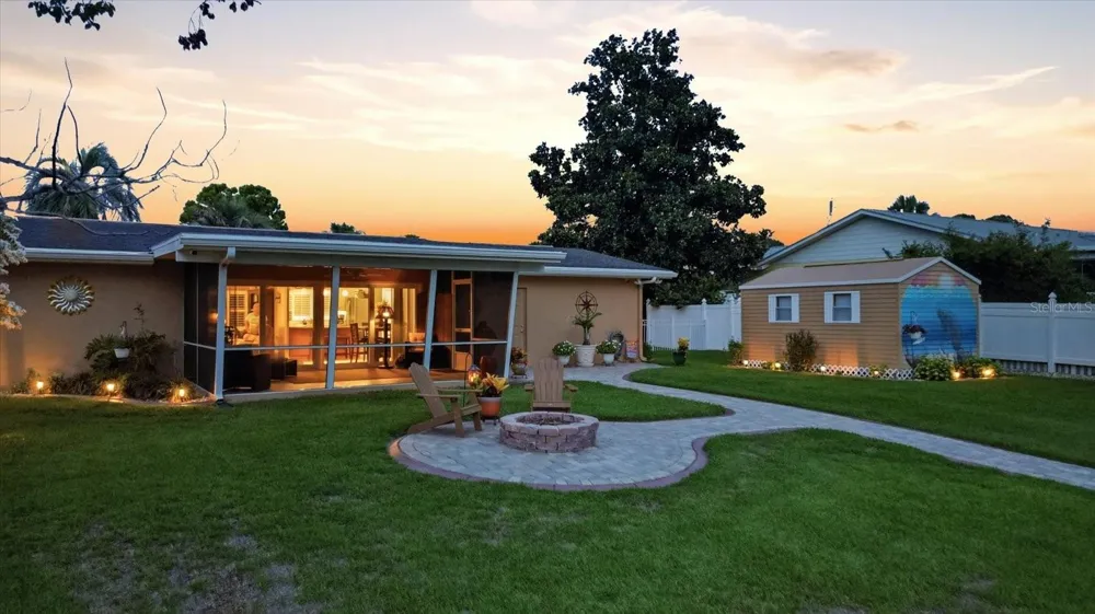 1302 SE PARADISE AVENUE Crystal River, FL 34429