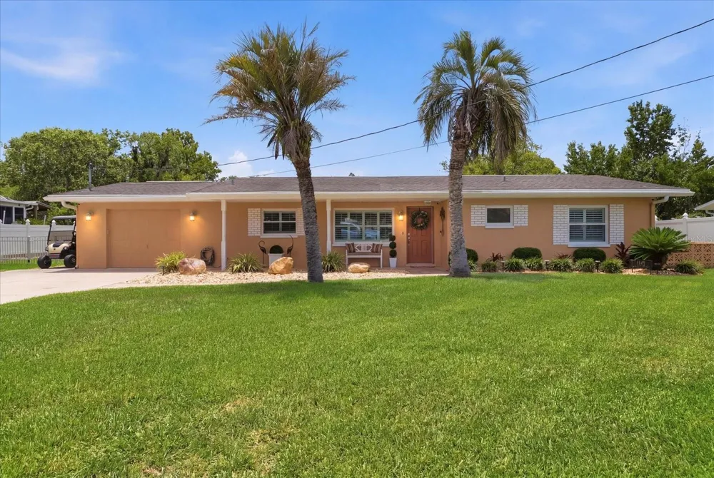 1302 SE PARADISE AVENUE Crystal River, FL 34429
