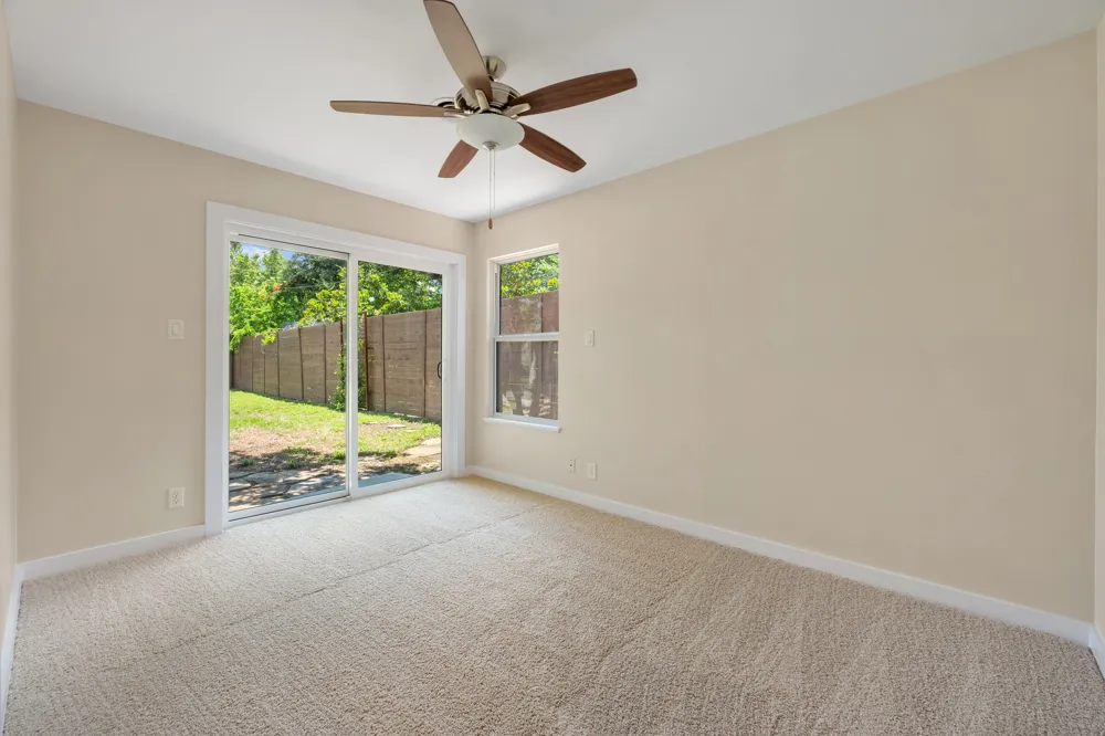 2611 East Side Drive Austin, TX 78704