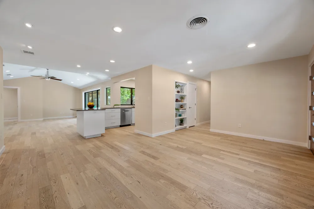 2611 East Side Drive Austin, TX 78704