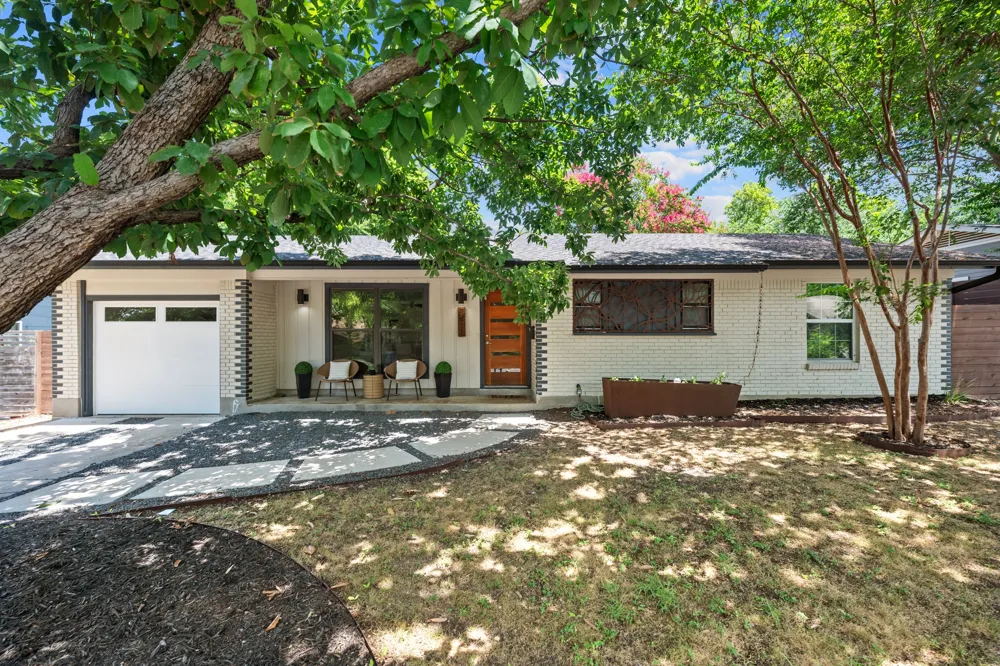 2611 East Side Drive Austin, TX 78704