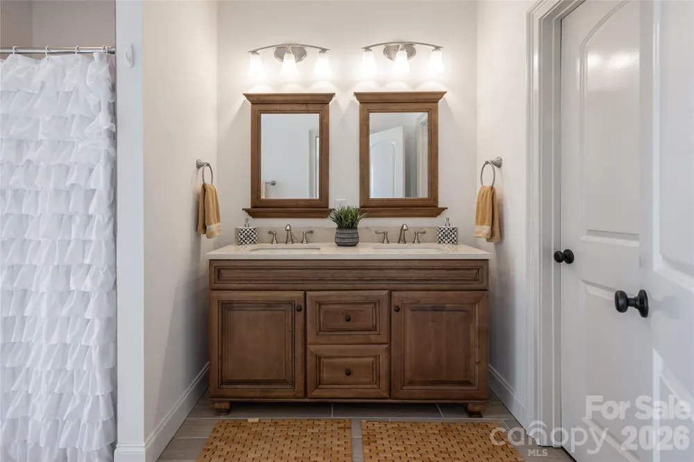 17 Asher Lane Arden, NC 28704