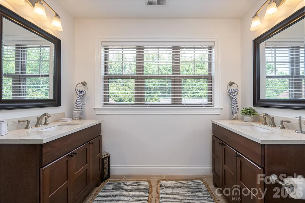 17 Asher Lane Arden, NC 28704