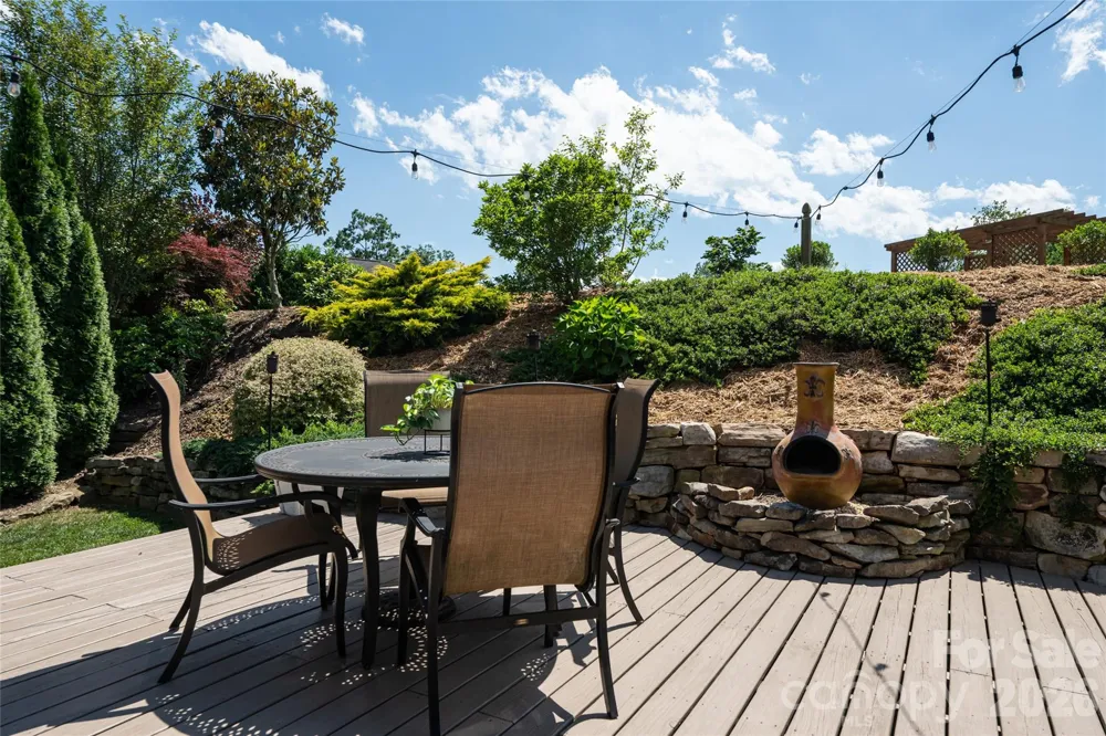 17 Asher Lane Arden, NC 28704