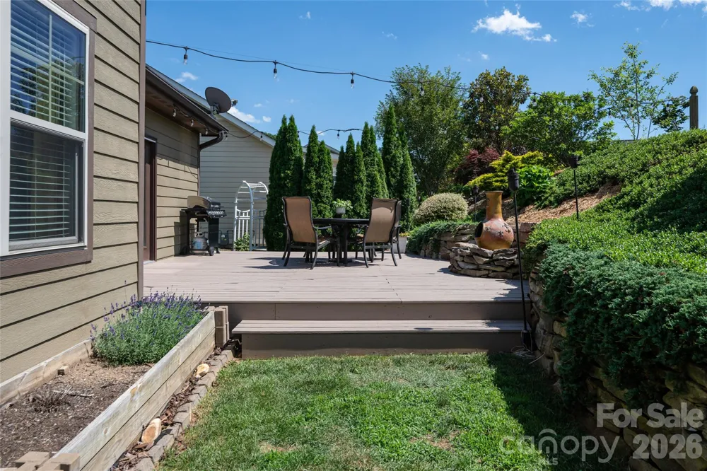 17 Asher Lane Arden, NC 28704