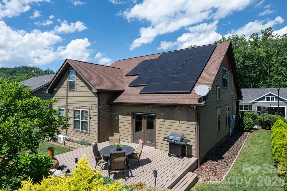 17 Asher Lane Arden, NC 28704