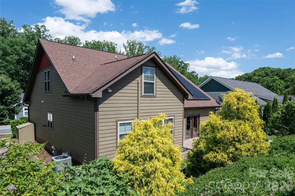 17 Asher Lane Arden, NC 28704