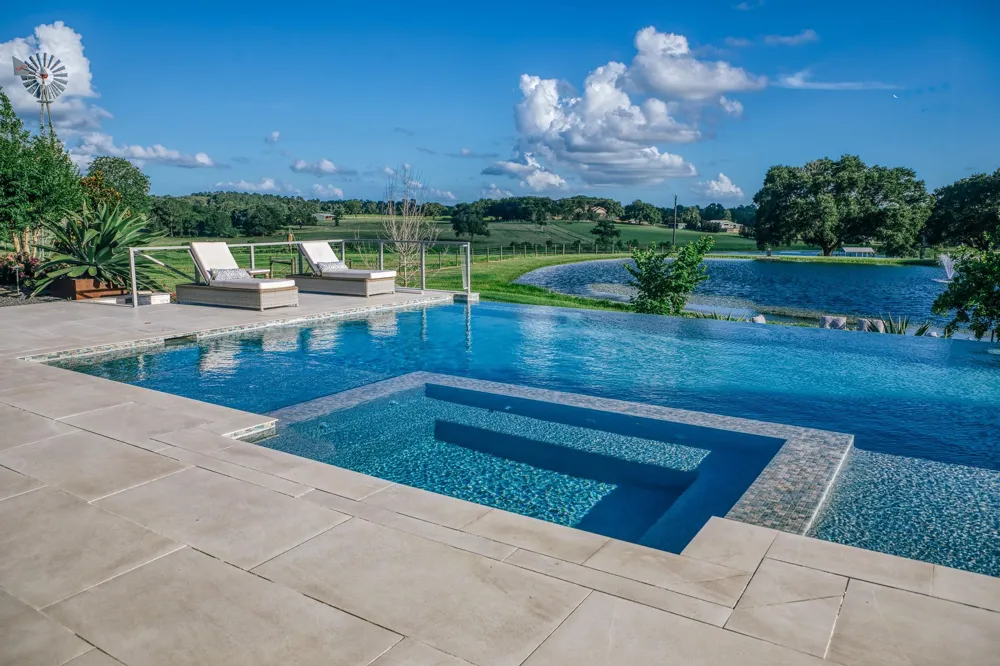 1034 Hilbun Road New Ulm, TX 78950