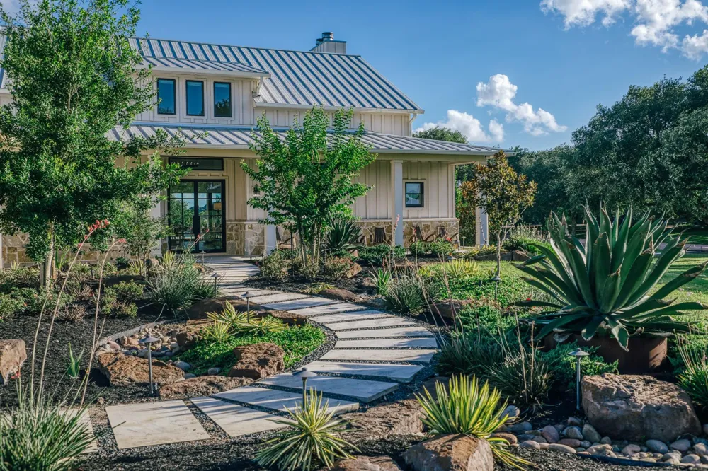 1034 Hilbun Road New Ulm, TX 78950
