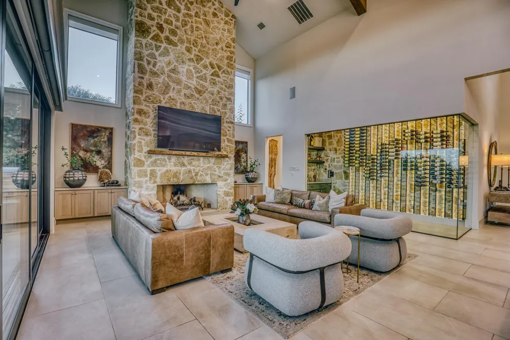 1034 Hilbun Road New Ulm, TX 78950