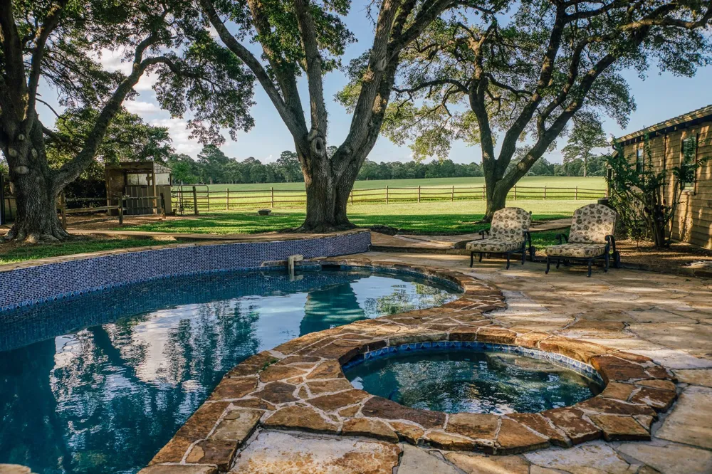 1034 Hilbun Road New Ulm, TX 78950