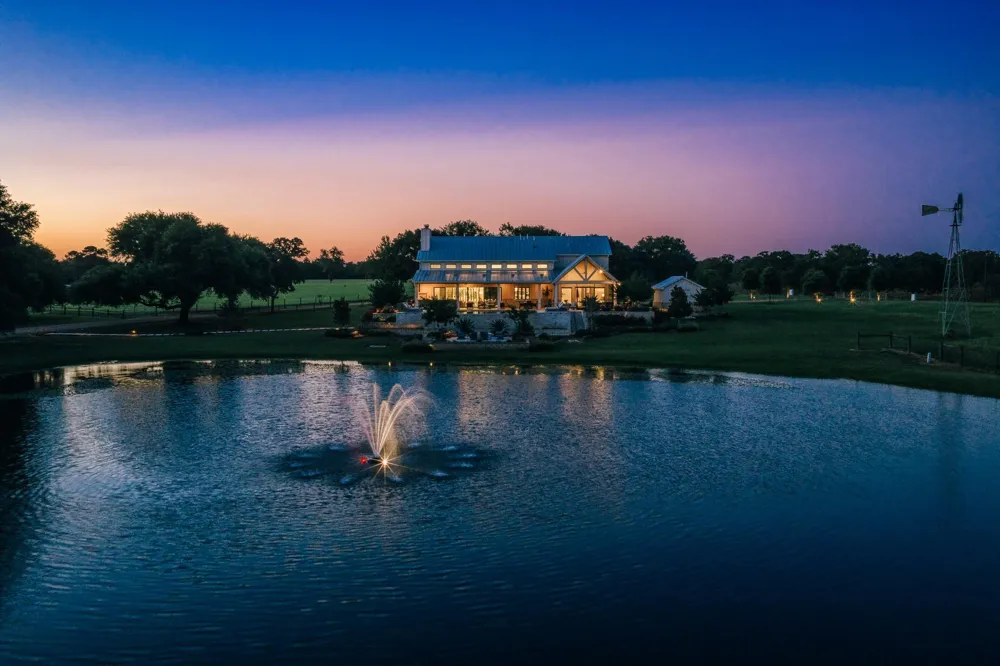 1034 Hilbun Road New Ulm, TX 78950