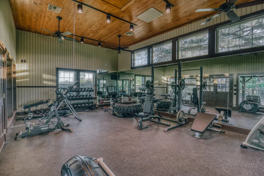 1034 Hilbun Road New Ulm, TX 78950