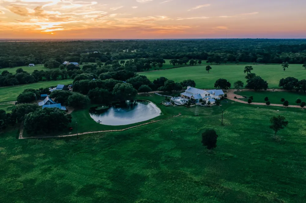 1034 Hilbun Road New Ulm, TX 78950