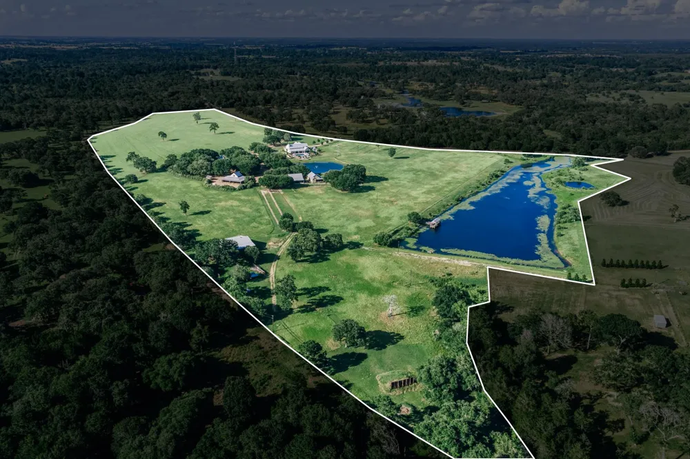 1034 Hilbun Road New Ulm, TX 78950