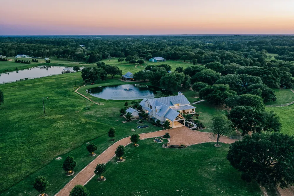 1034 Hilbun Road New Ulm, TX 78950
