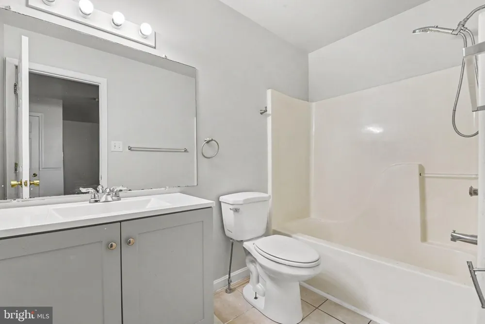 6624 SPRINGFORD TERRACE Harrisburg, PA 17111