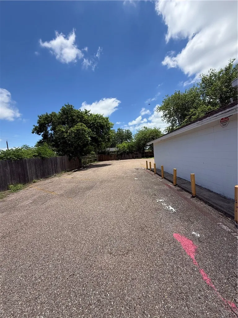816 S 19th Street Corpus Christi, TX 78405