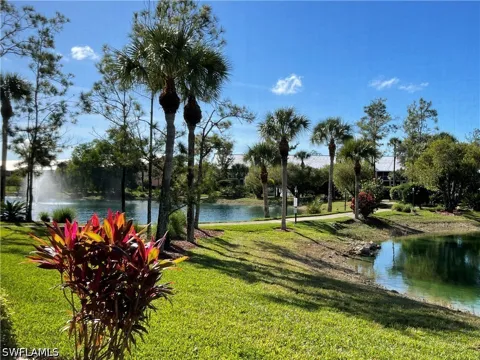 Beach Resort Drive #305