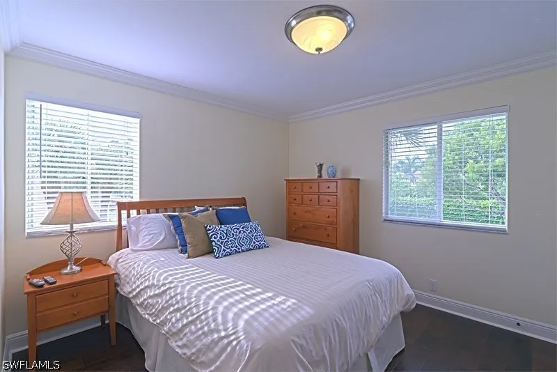 Emerald Circle #204 Naples, FL 34109