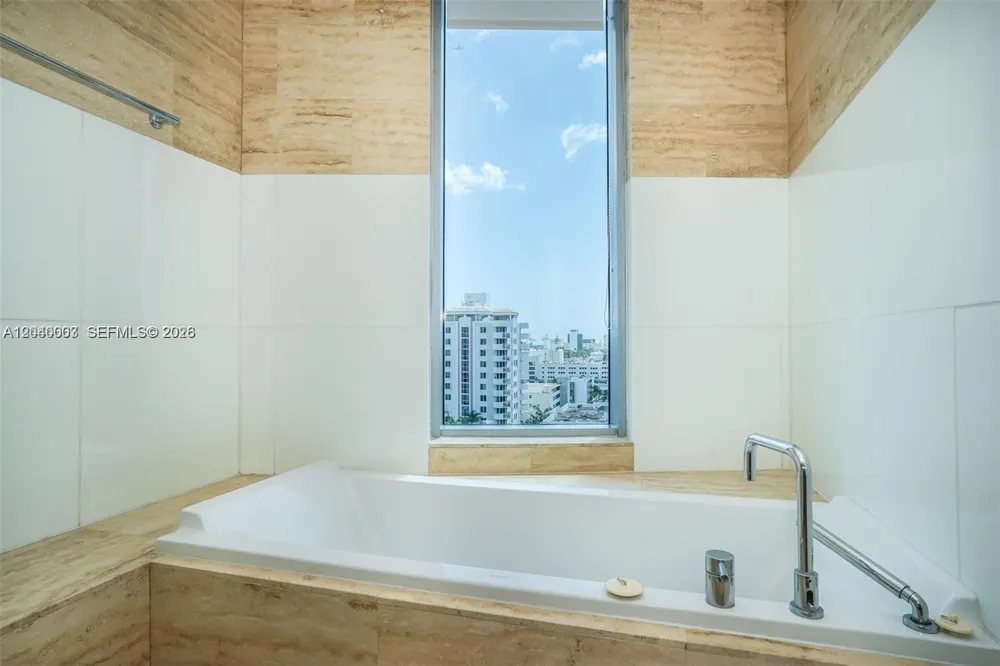 1445 16th St #1103 Miami Beach, FL 33139