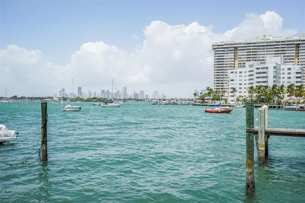 1445 16th St #1103 Miami Beach, FL 33139