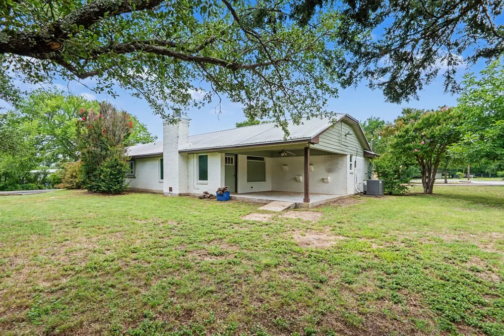 217 Kingswood Road Willow Park, TX 76087