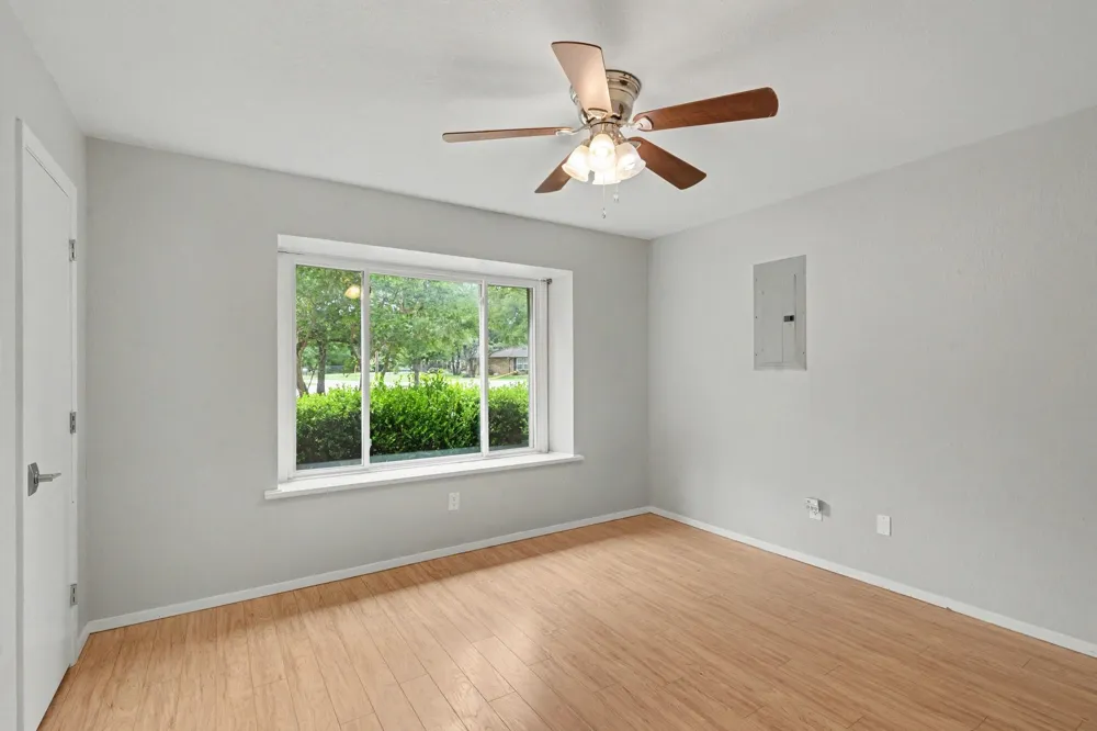 217 Kingswood Road Willow Park, TX 76087